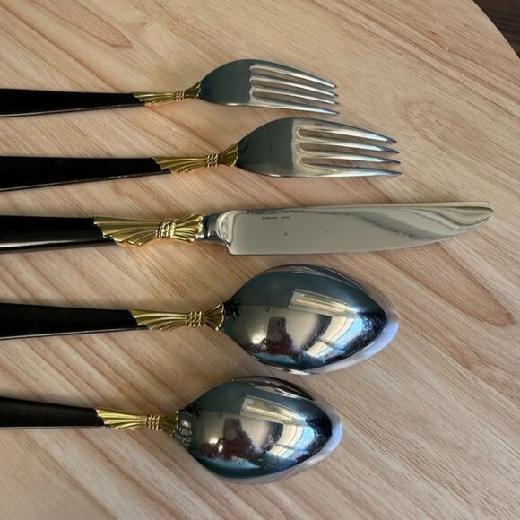 5-Piece Patrick Yamazaki Lindi Flatware Set Black Handles & Gold Accents Japan S - Picture 6 of 10
